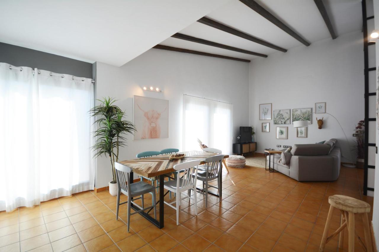 Beautiful Spacious Villa With Private Heated Pool In Лахарес Екстер'єр фото